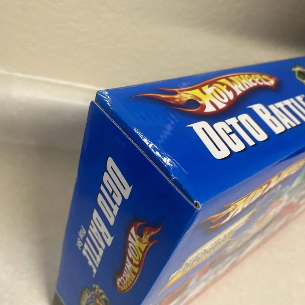 Hot Wheels Color Shifters Creatures Octo Battle Playset R1164 NEW Sealed 2009